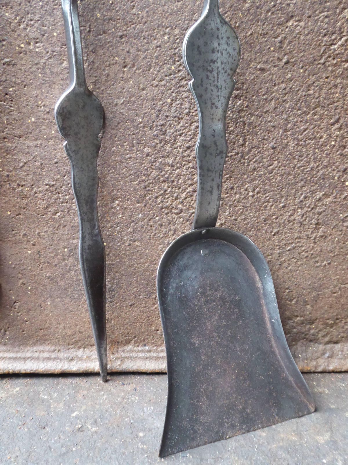 Exceptional English Art Nouveau Fireplace Tools photo vinterior