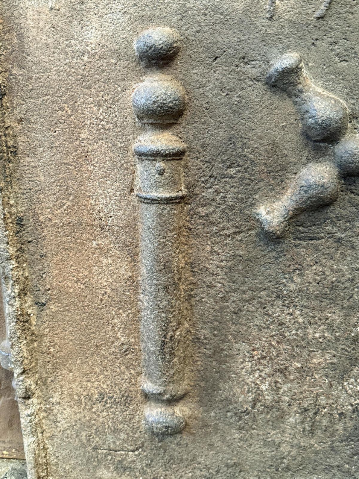 photo for sale 18th Century Louis XIV 'Pillars With Saint Andrew's Cross' Fireback / Backsplash