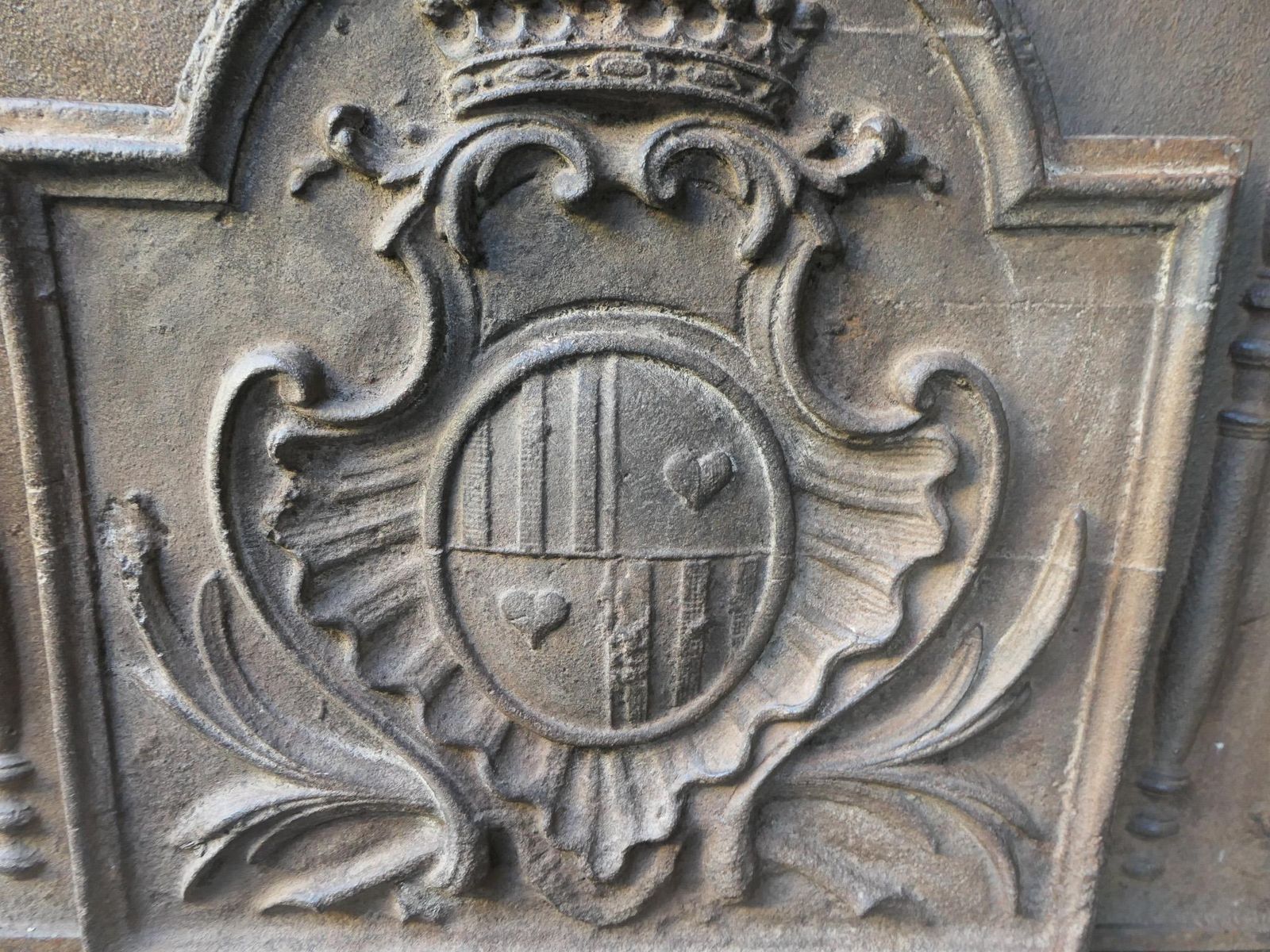 photo vinterior Antique French Louis XV Period 'Arms Of France' Fireback / Backsplash