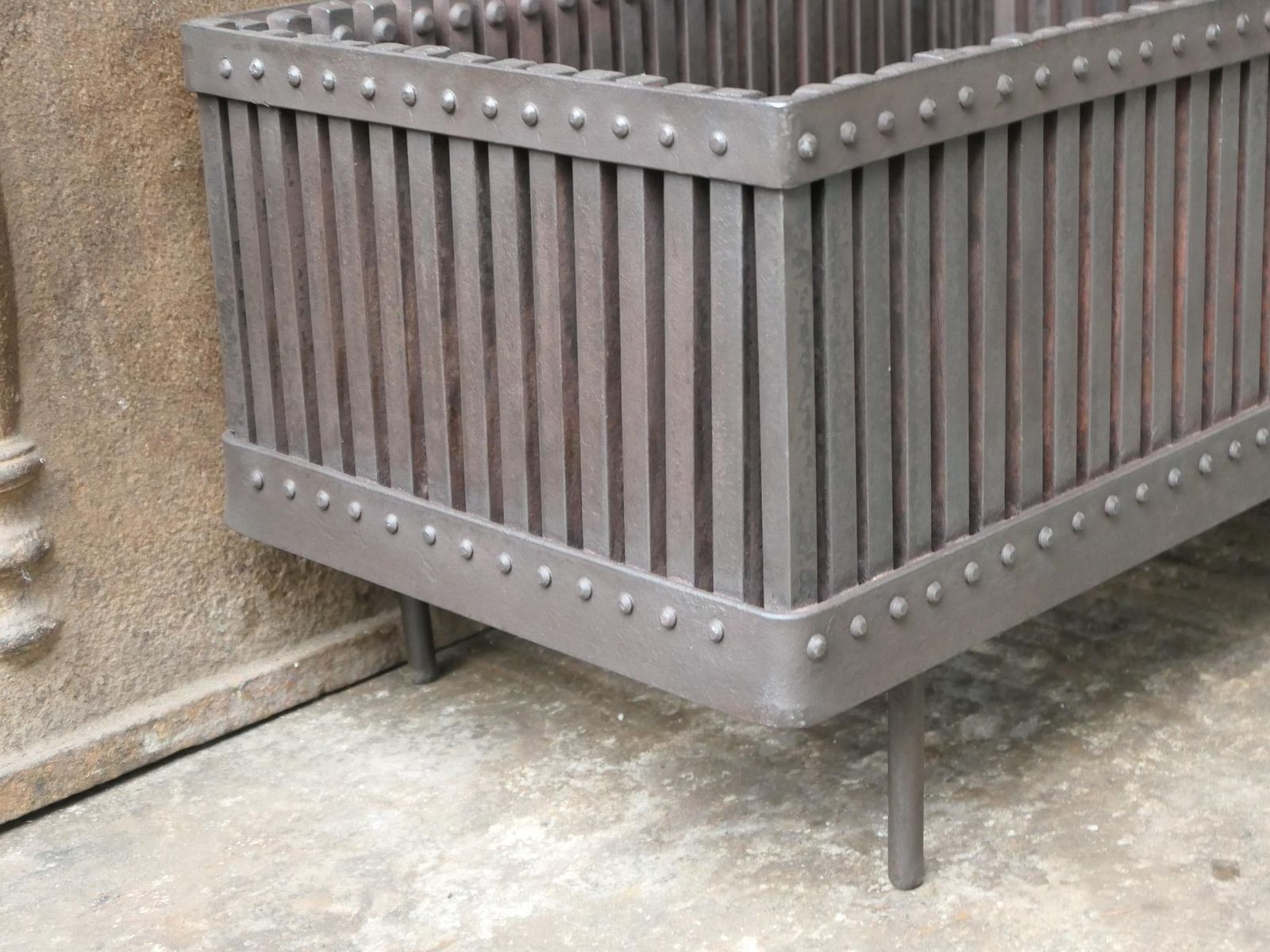 Home Fixtures English Modernist Fireplace Grate, Fire Grate photo