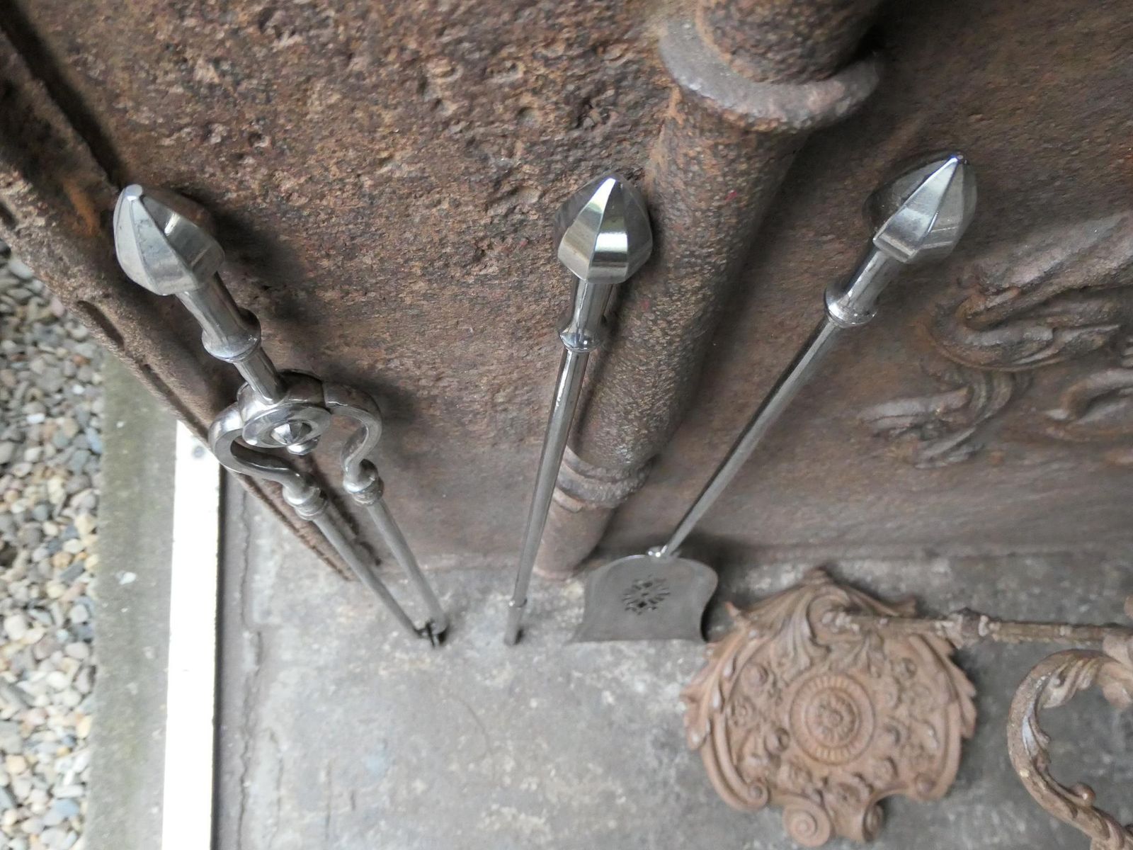photo vinterior Large 19th C. English Iron And Polished Steel Victorian Fireside Companion Set