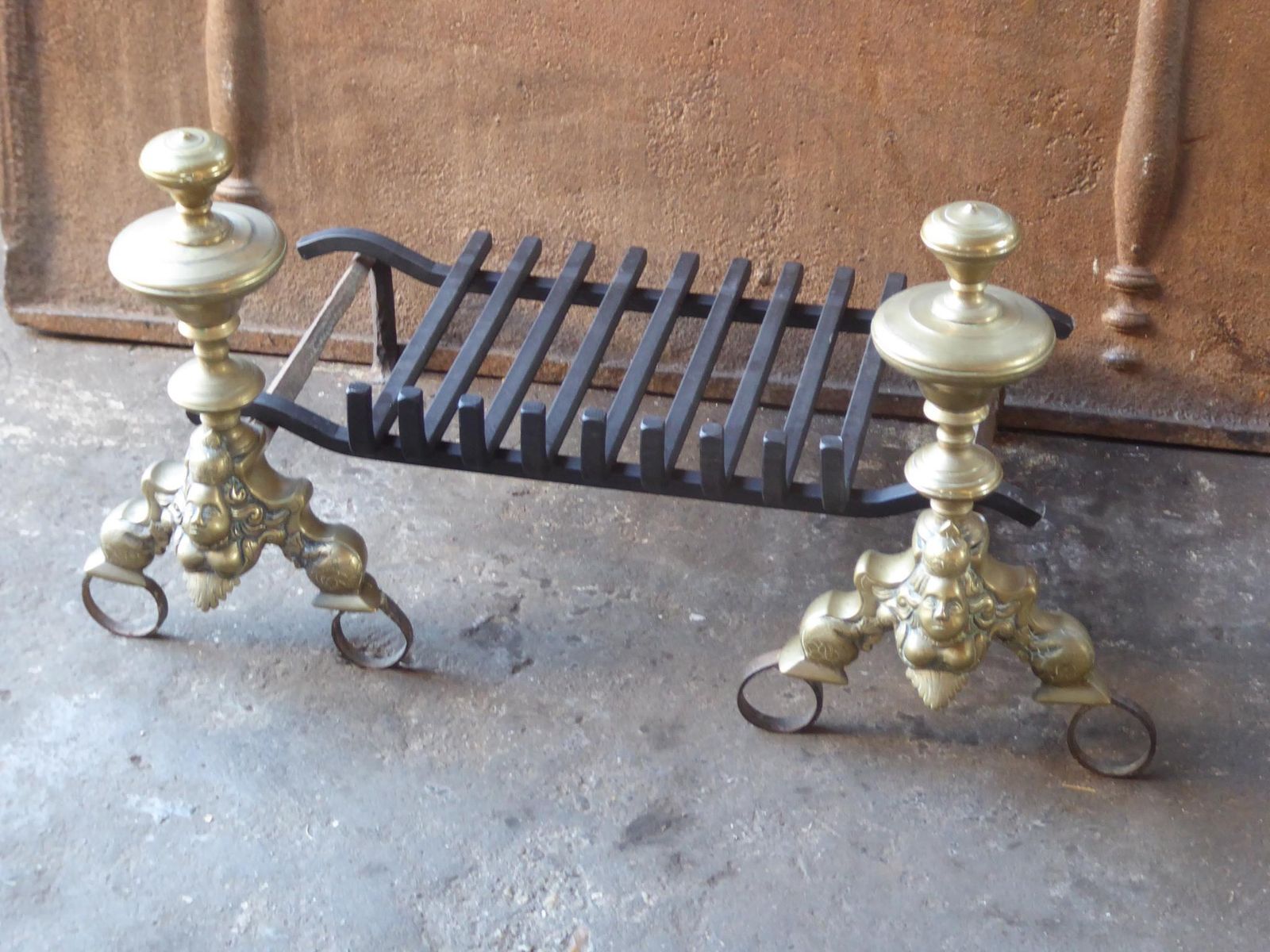 Antique French Louis XIV Fire Grate, Fireplace Grate, 17th Century photo vinterior