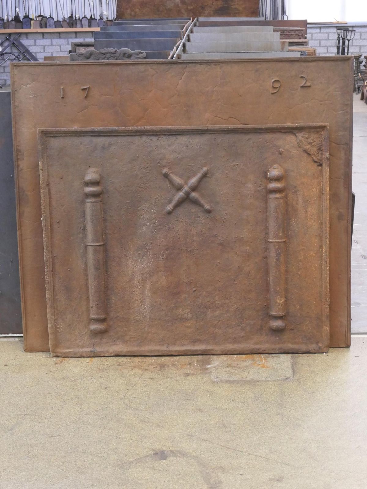 photo for sale Louis XIV 'Saint Andrew's Cross' Fireback / Backsplash, 17th   18th Century