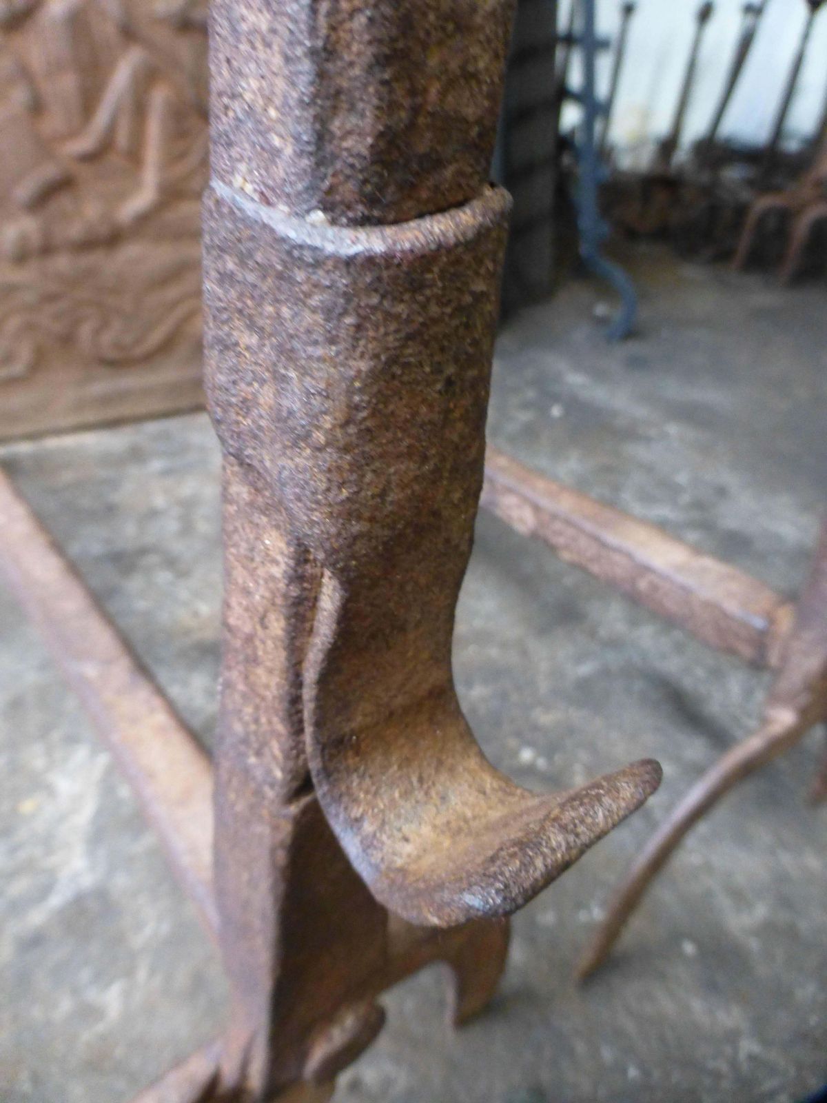 photo furniture 18th Century Horseshoe Andirons, Firedogs