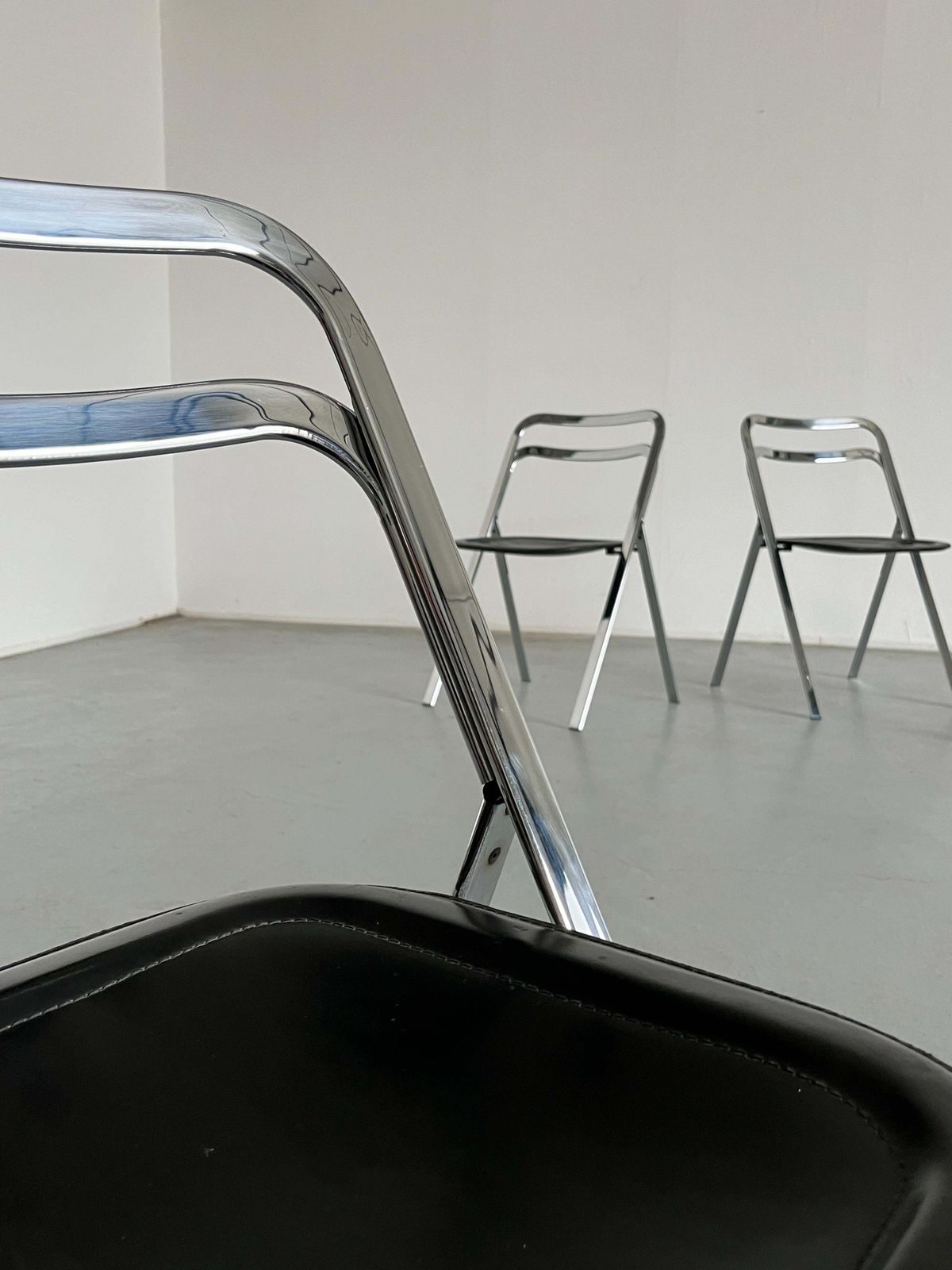 Set Of 4 Vintage Mid Century “Clio” Folding Chairs By Giorgio Cattelan For Cidue photo 1066.0