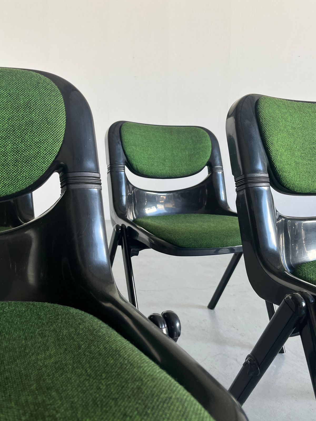 Furniture Set Of 4 Space Age Desk Chairs By Giancarlo Piretti And Emilio Ambasz For Dorsal photo