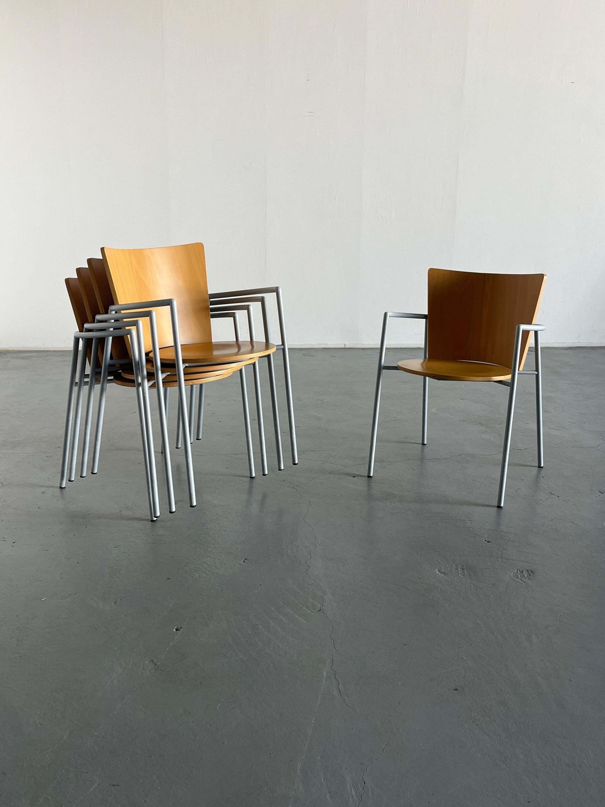 1 Of 6 Vintage Postmodern Geometrical Armchairs, Bent Plywood And Metal, Italy photo vinterior