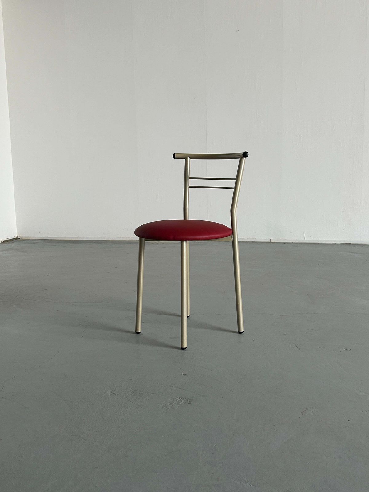 Postmodern Memphis Style Chair With Red Faux Leather Upholstery, 1980s Italy photo Furniture