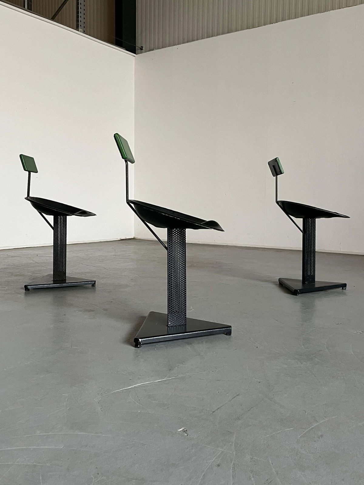 Set Of 4 Memphis Design Abstract Geometrical Postmodern Dining Chairs, 80s Italy photo vinterior