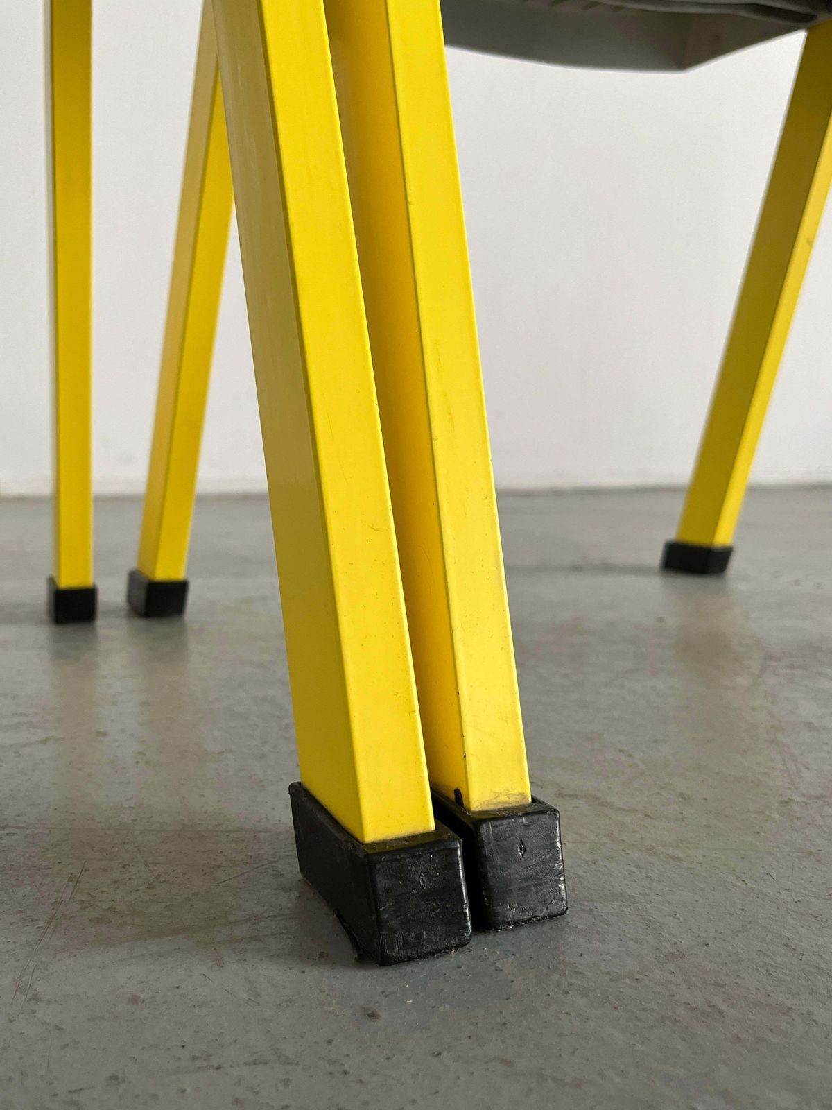 Set Of 4 Postmodern 'City' Chairs By Paolo Orlandini And Roberto Lucci For Lamm photo buy