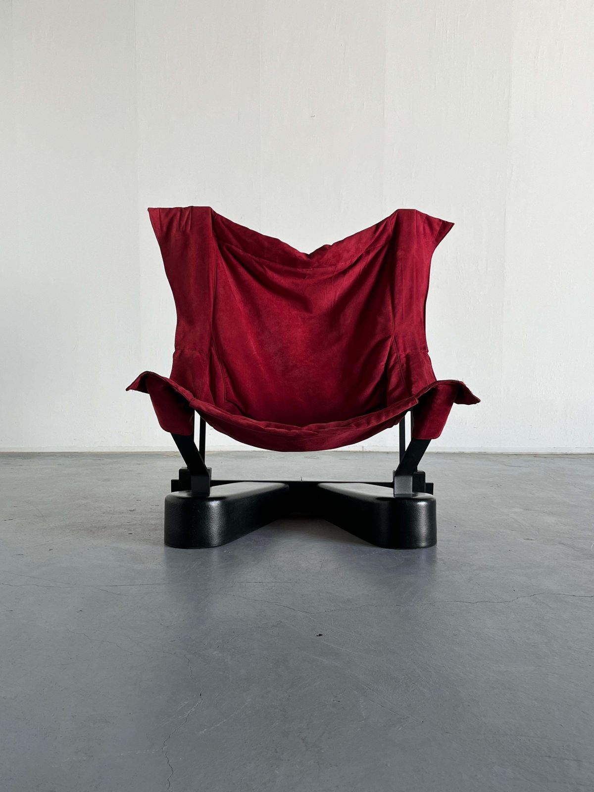 Large Italian Sling Butterfly Lounge Chair In Suede And Metal, 1980s photo 1194.0