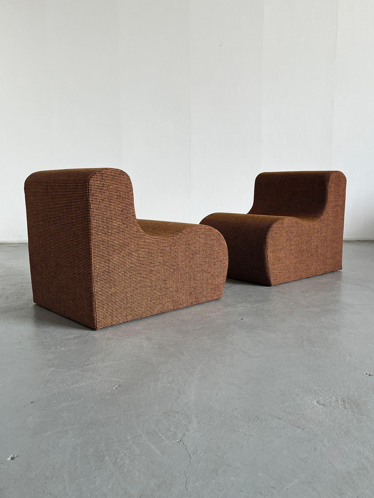 Pair Of Vintage Italian Mid Century Lounge Chairs In Checkered Fabric, 70s Italy photo vinterior