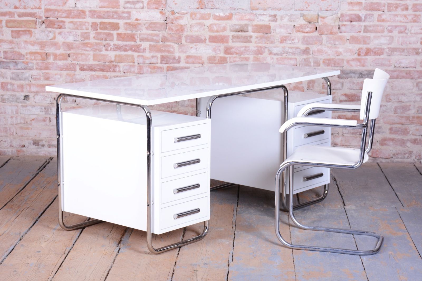 photo vinterior Restored Bauhaus Writing Desk, By Marcel Breuer For Thonet, Chrome, Czech, 1930s