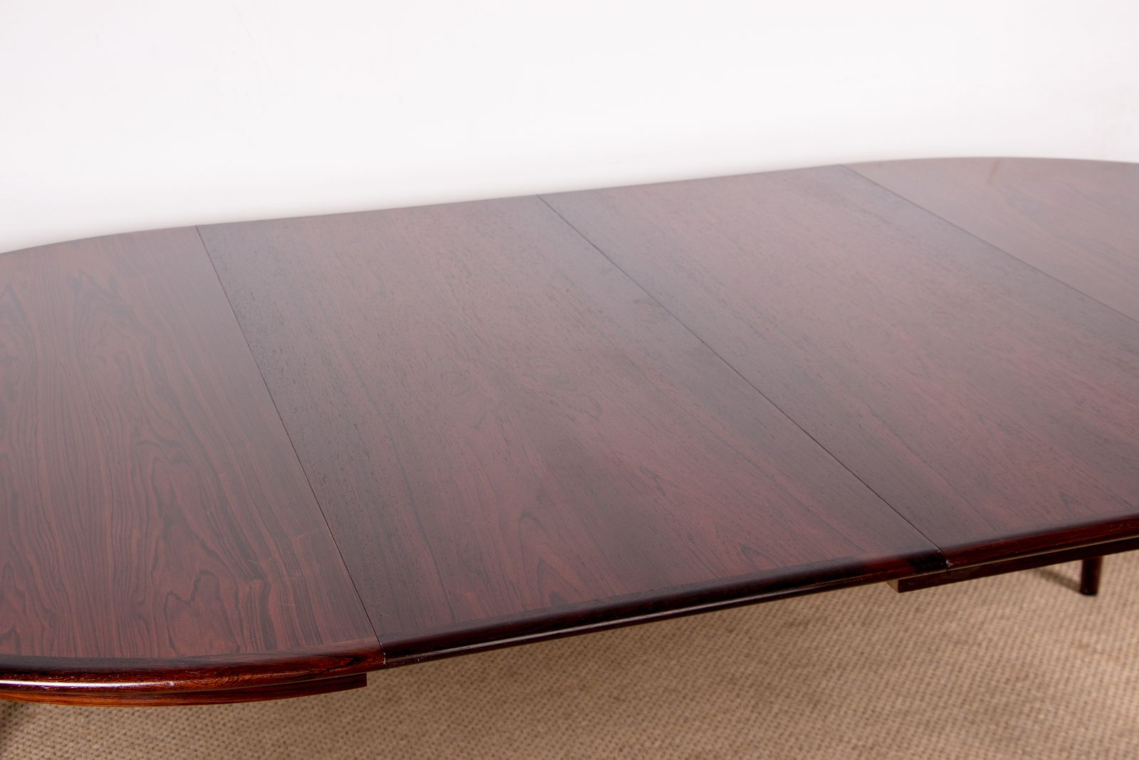 photo vinterior Table à manger danoise extensible en palissandre Sibast modèle 55, par Arne Vodder, 1958.