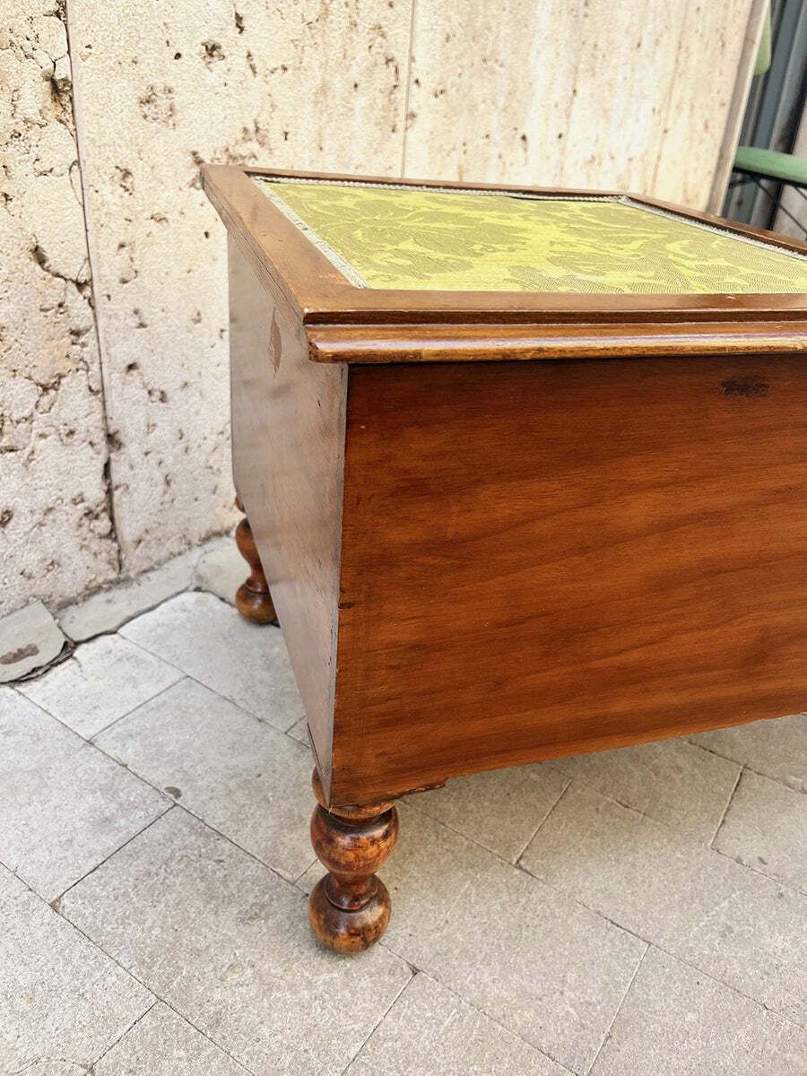 Shoe Rack Footrest With English Chest '900  Top Antiques photo Furniture