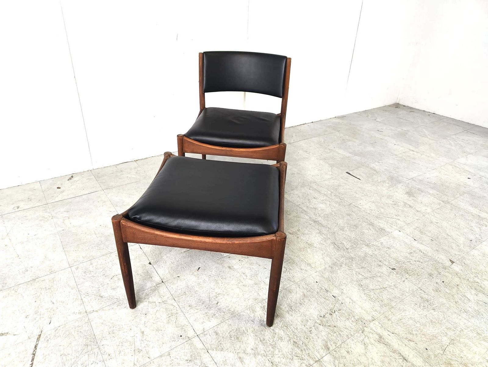 Mid Century Scandinvian Lounge Chair, 1960s photo vinterior