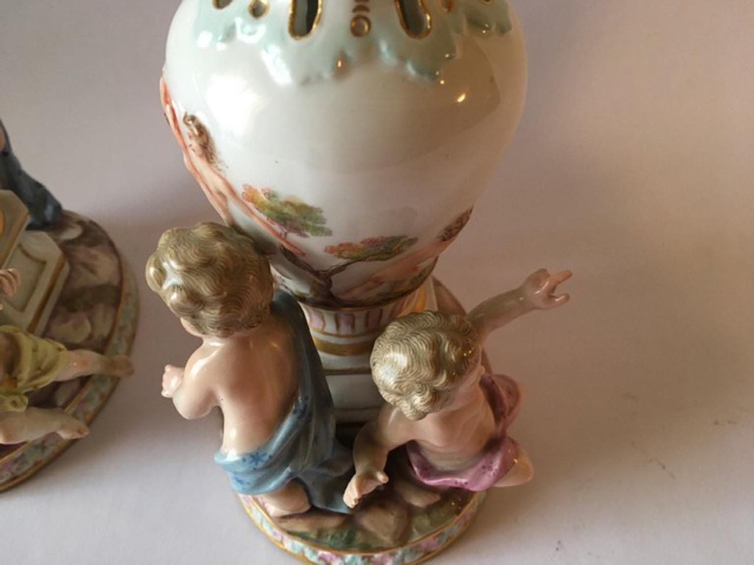 photo vinterior Europe Mid 19th Century Meissen Pair Porcelain Vases