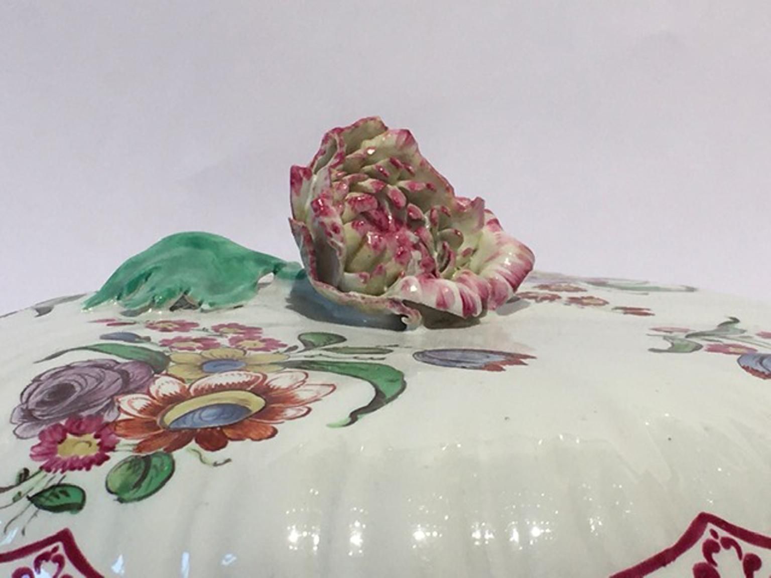 Italy 18th Century Richard Ginori Porcelain Covered Cup With Floral Drawings photo for sale