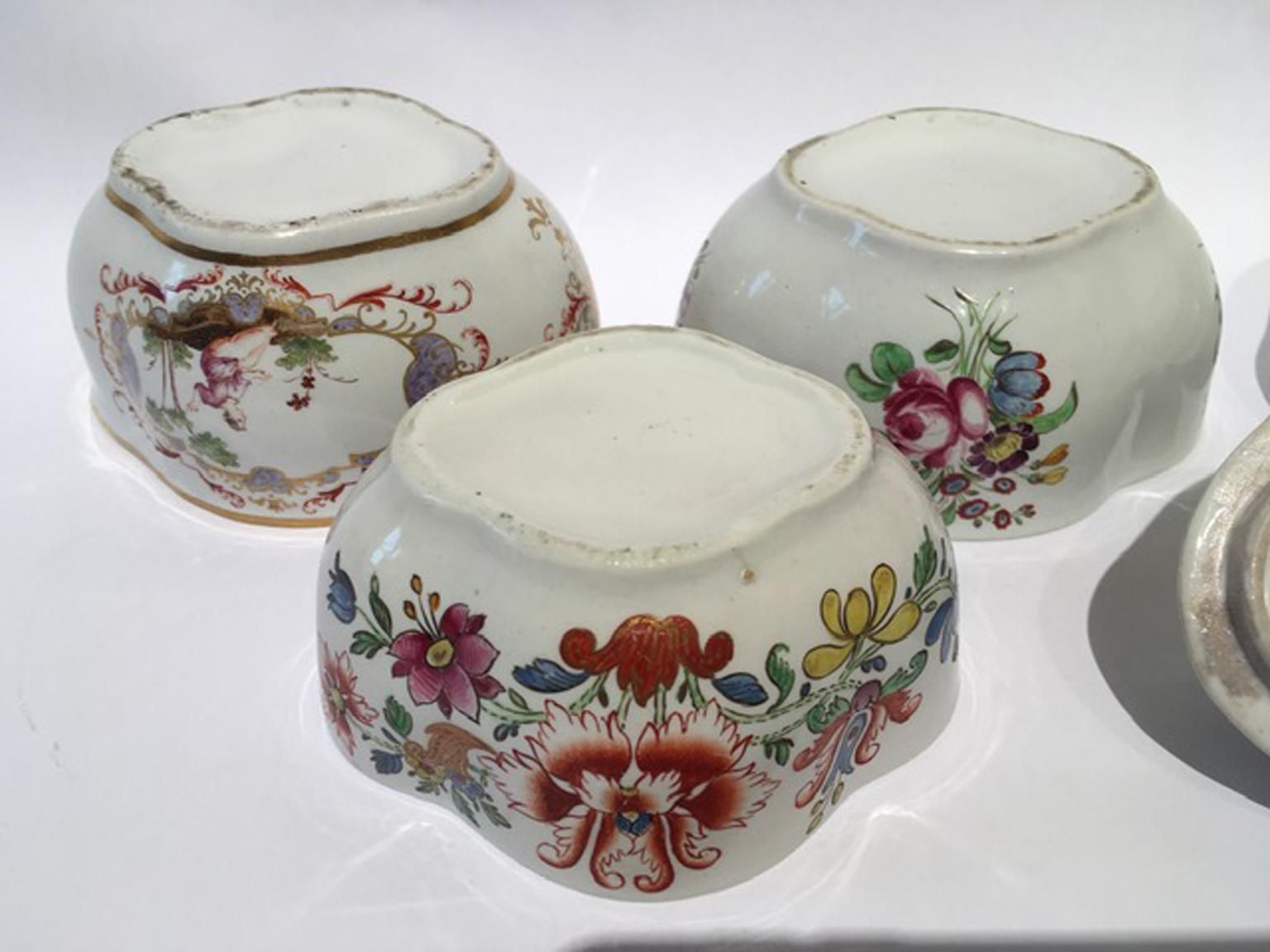 photo vintage Italy Late 18th Century Richard Ginori Set 3 Porcelain Sugar Bowls Floral Decor