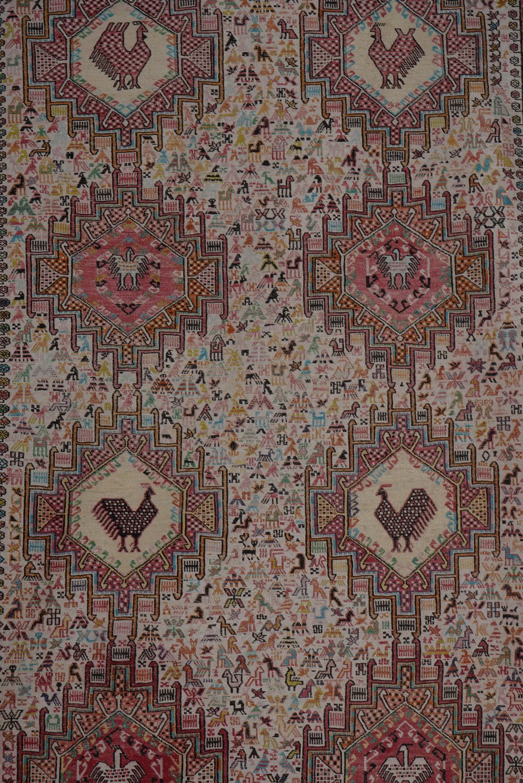 photo furniture Soumac Kilim Pictorial Animals Rug 4'' X 6'4''