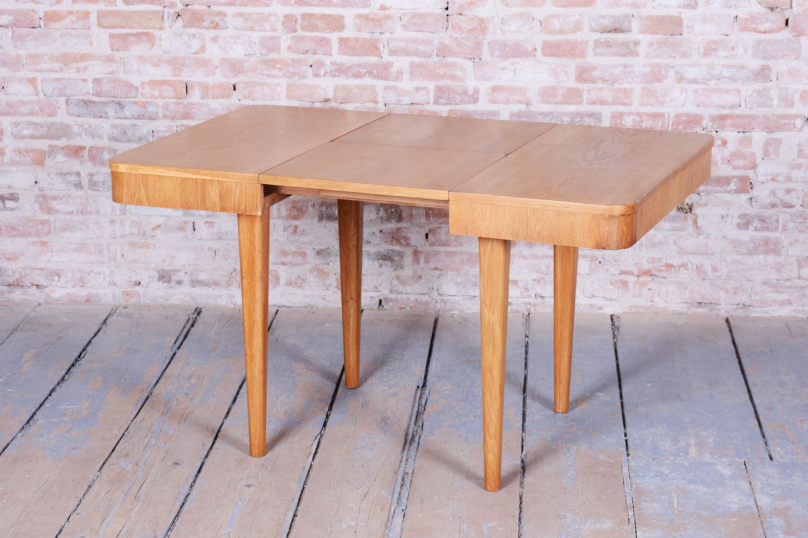 Extendable Art Deco Dining Table, By Jindřich Halabala, Up Závody, Czech, 1940s photo for sale