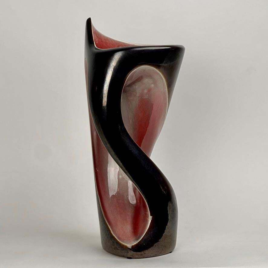 Mid Century Modern Italian Dark Brown & Mauve Glazed Ceramic Sculptural Vase photo vintage