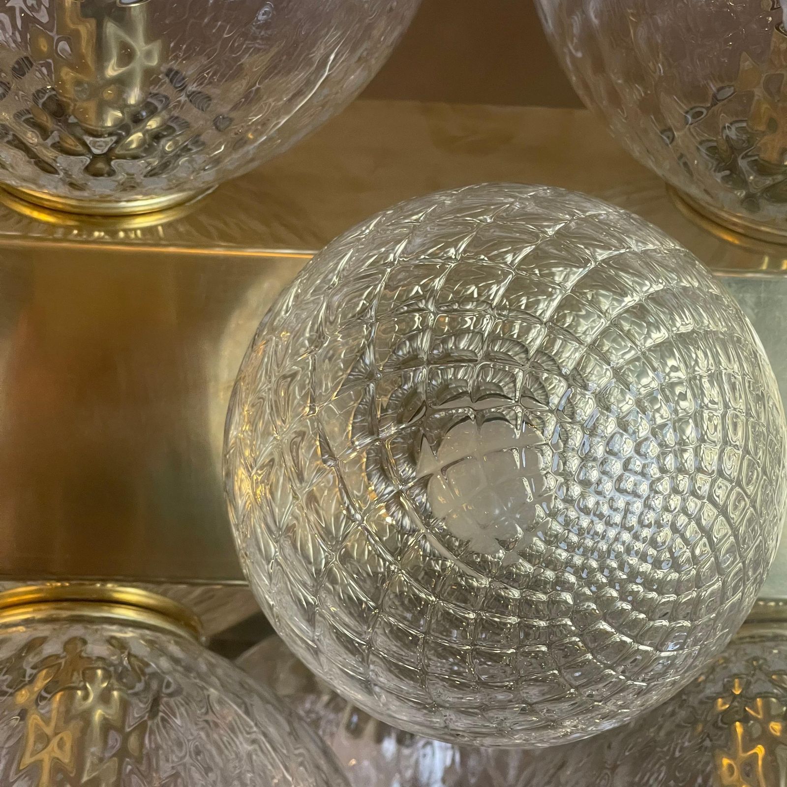 photo vinterior Late20th Century Italian Brass W/ Transparent Murano Art Glass Boules Chandelier