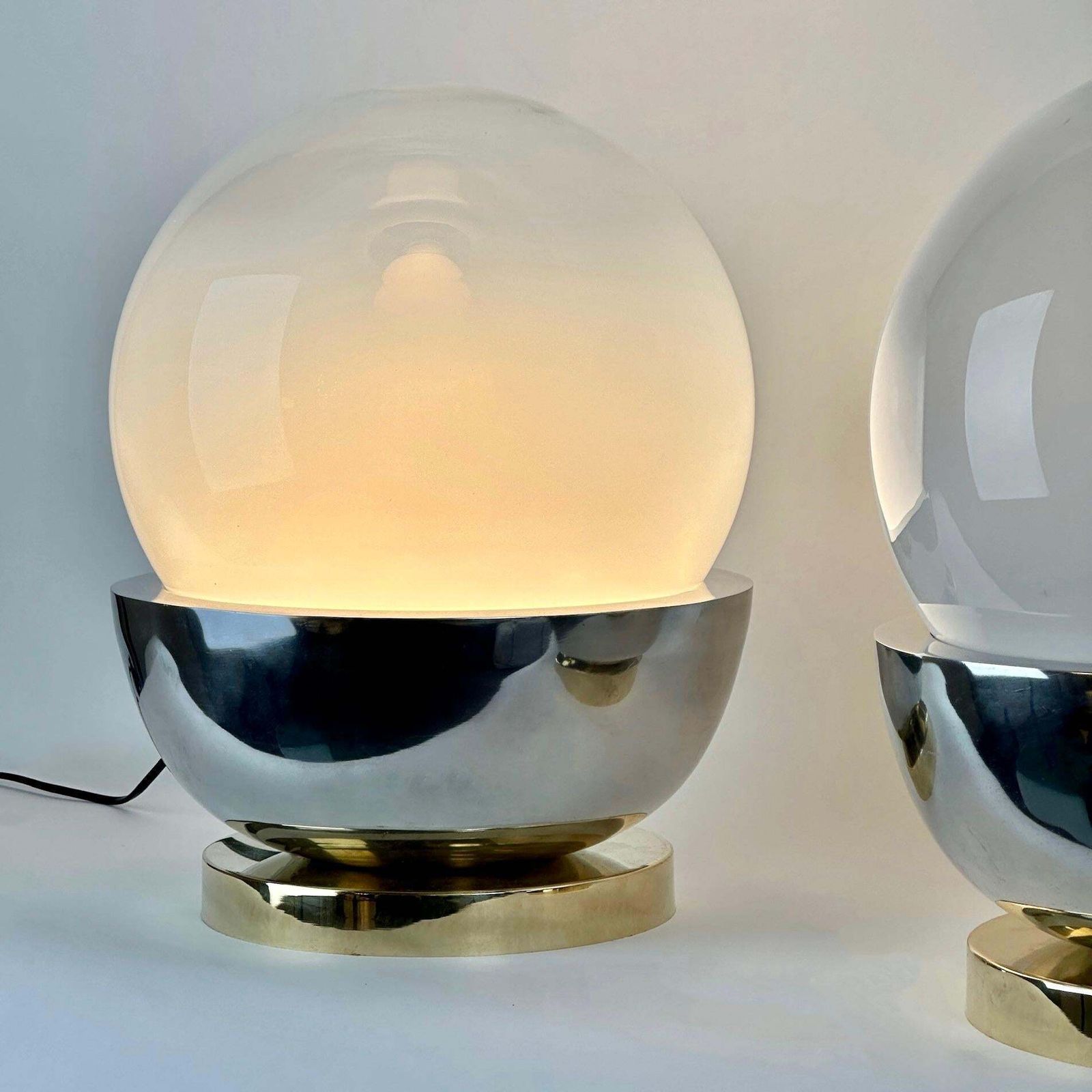 Late 20th Century Pair Of Brass, Steel & Faded Blown Murano Glass Table Lamps photo Lighting