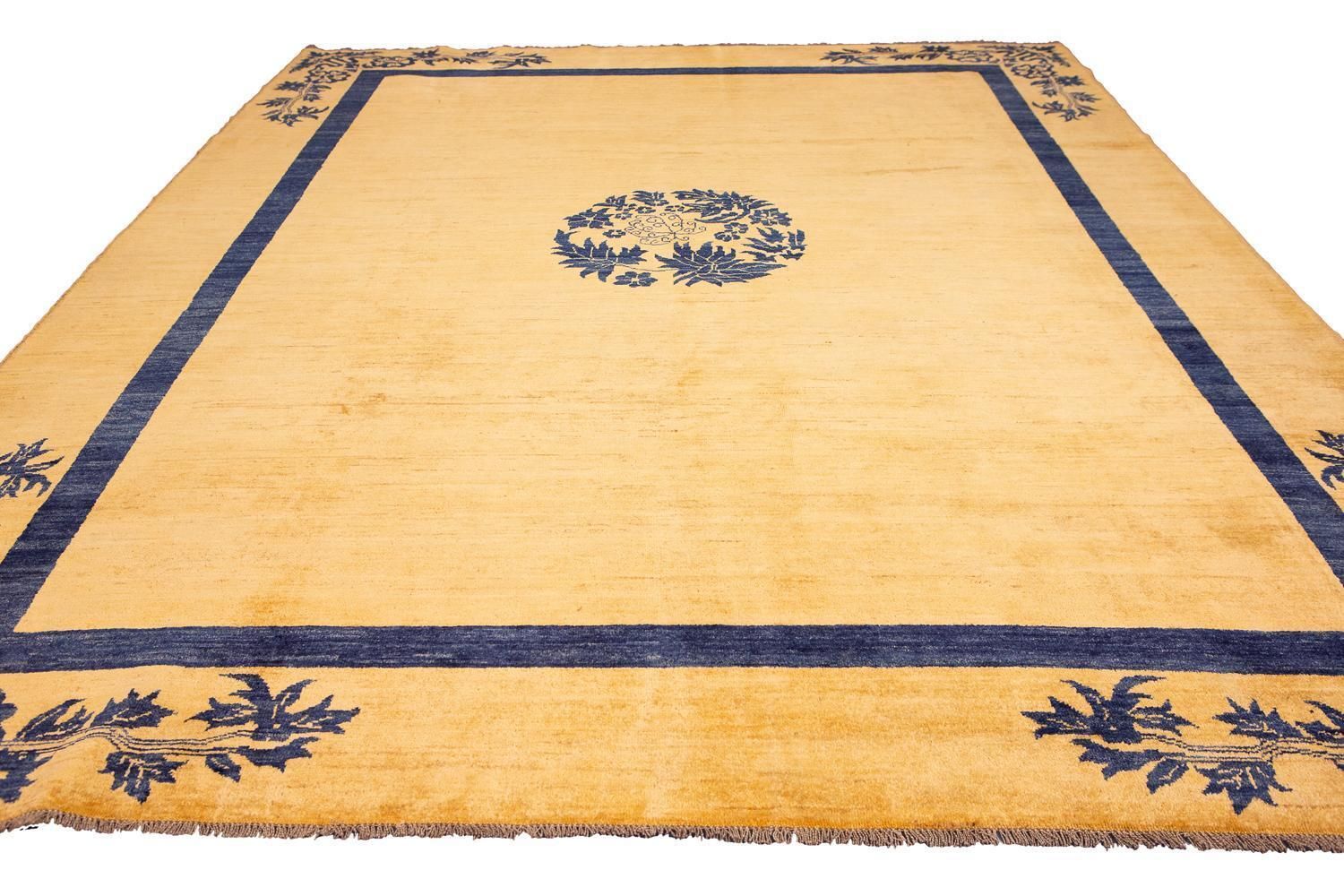 Modern Carpet Golden Color Field Yadan Deco’ Hand Knotted Carpet photo Textiles