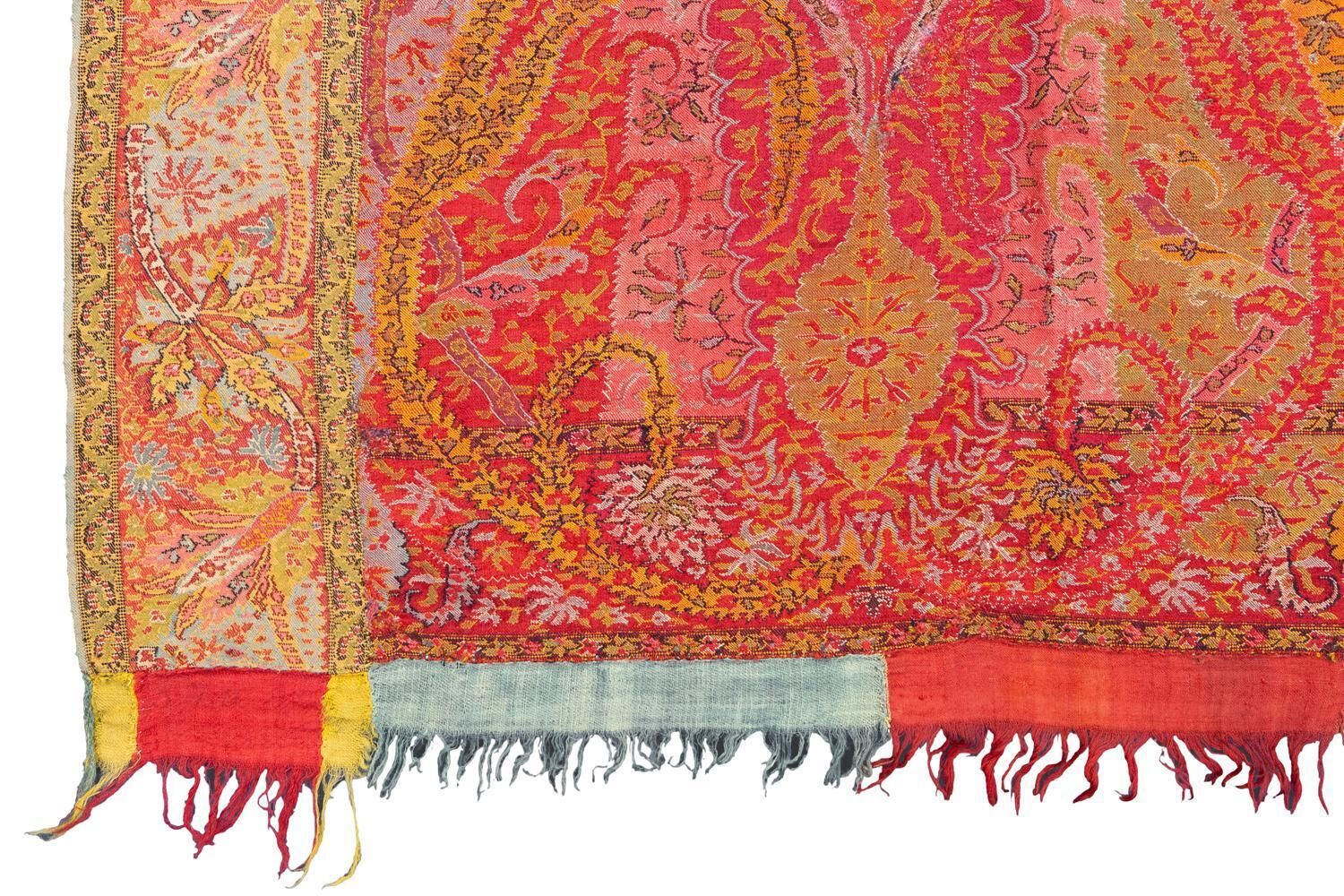 Kashmir Shawl Antique Indian Paisley And Arabesque Motifs Textile, 1800 1820 photo vinterior