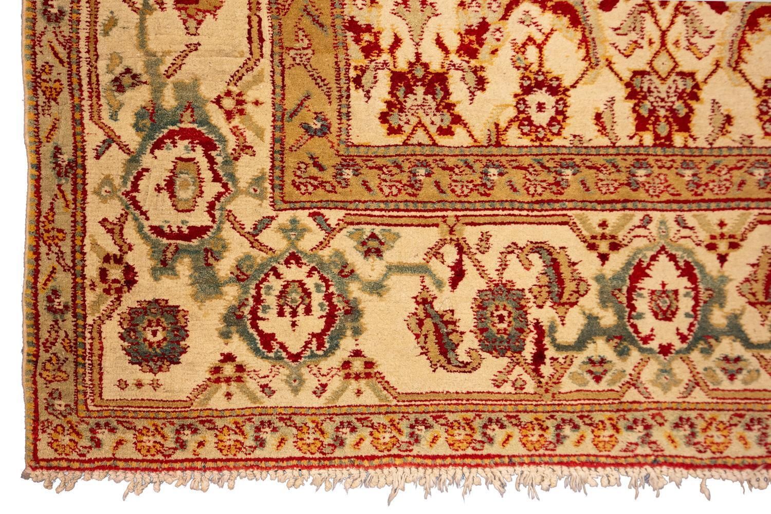 Indian Agra Fish Design Antique Rug Ivory Field Floral All Over photo vinterior