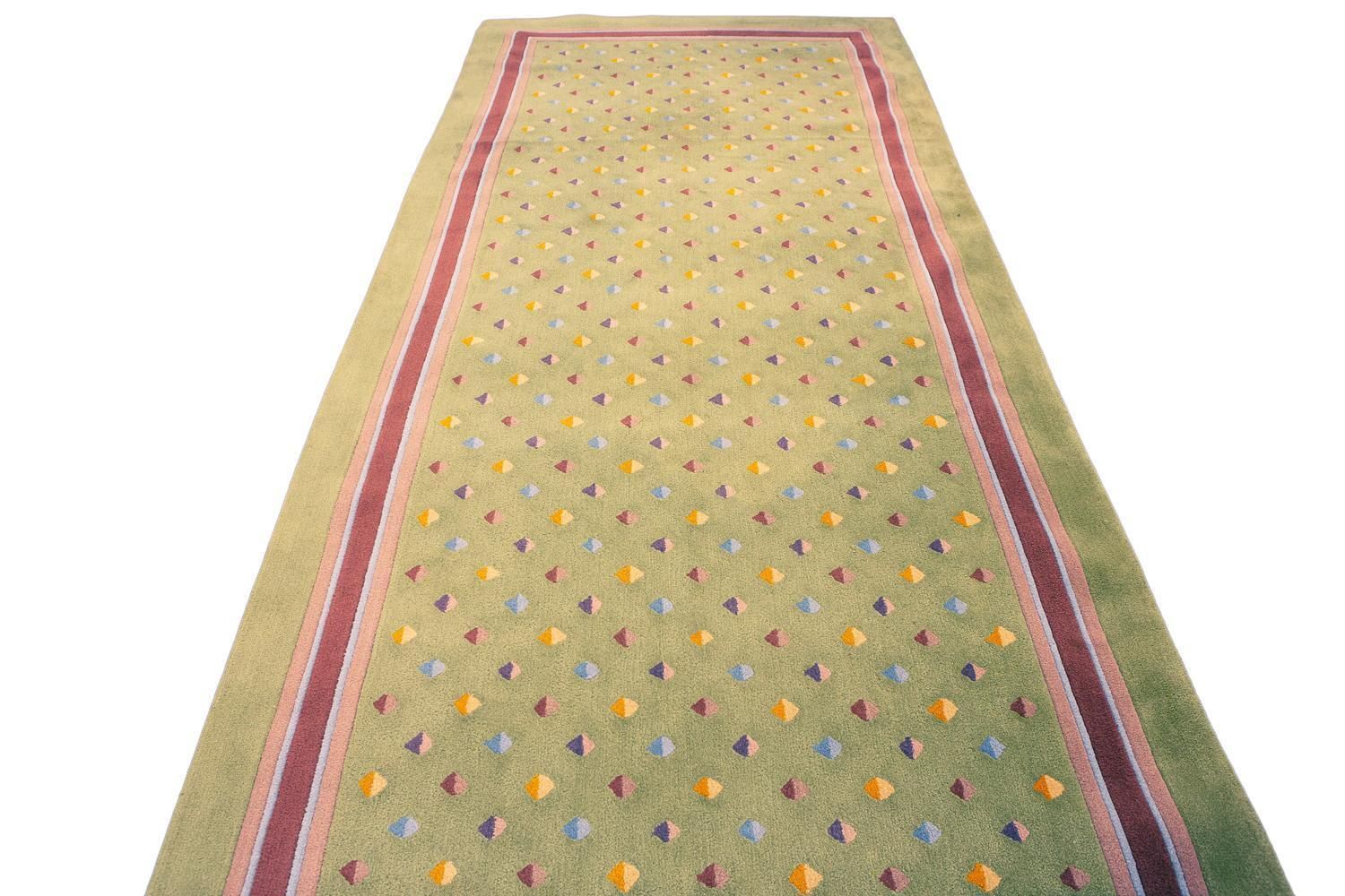 Hallway Runner Rug Modern European Hand Tufted, Late 20th Century photo Textiles