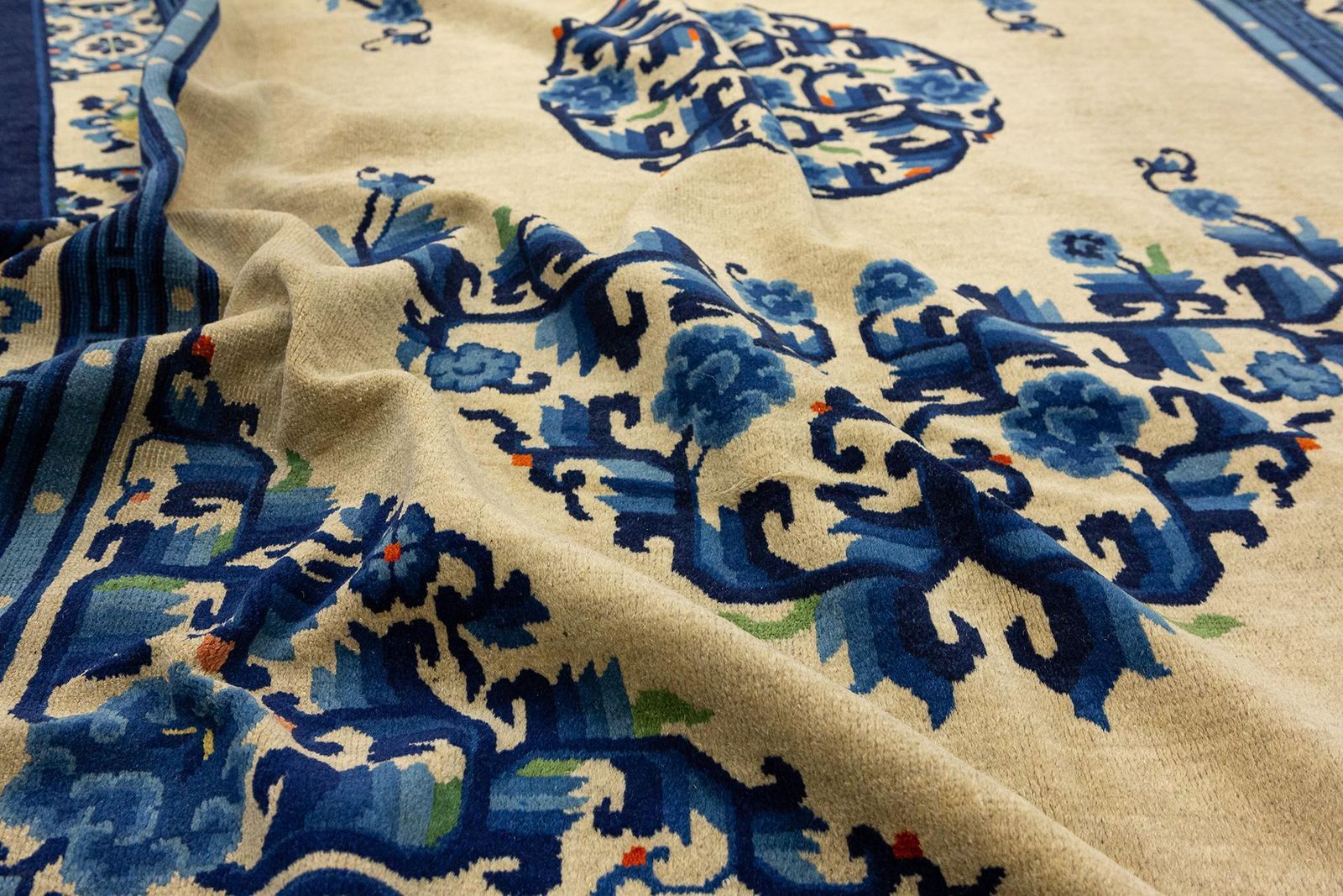 photo furniture Chinese Rug Peking Ivory Background