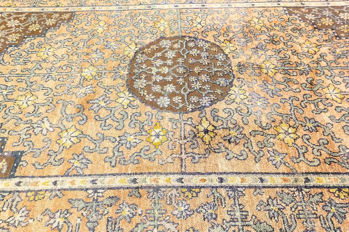 Chinese Rug Imperial Palace Of A Great Benevolence photo for sale