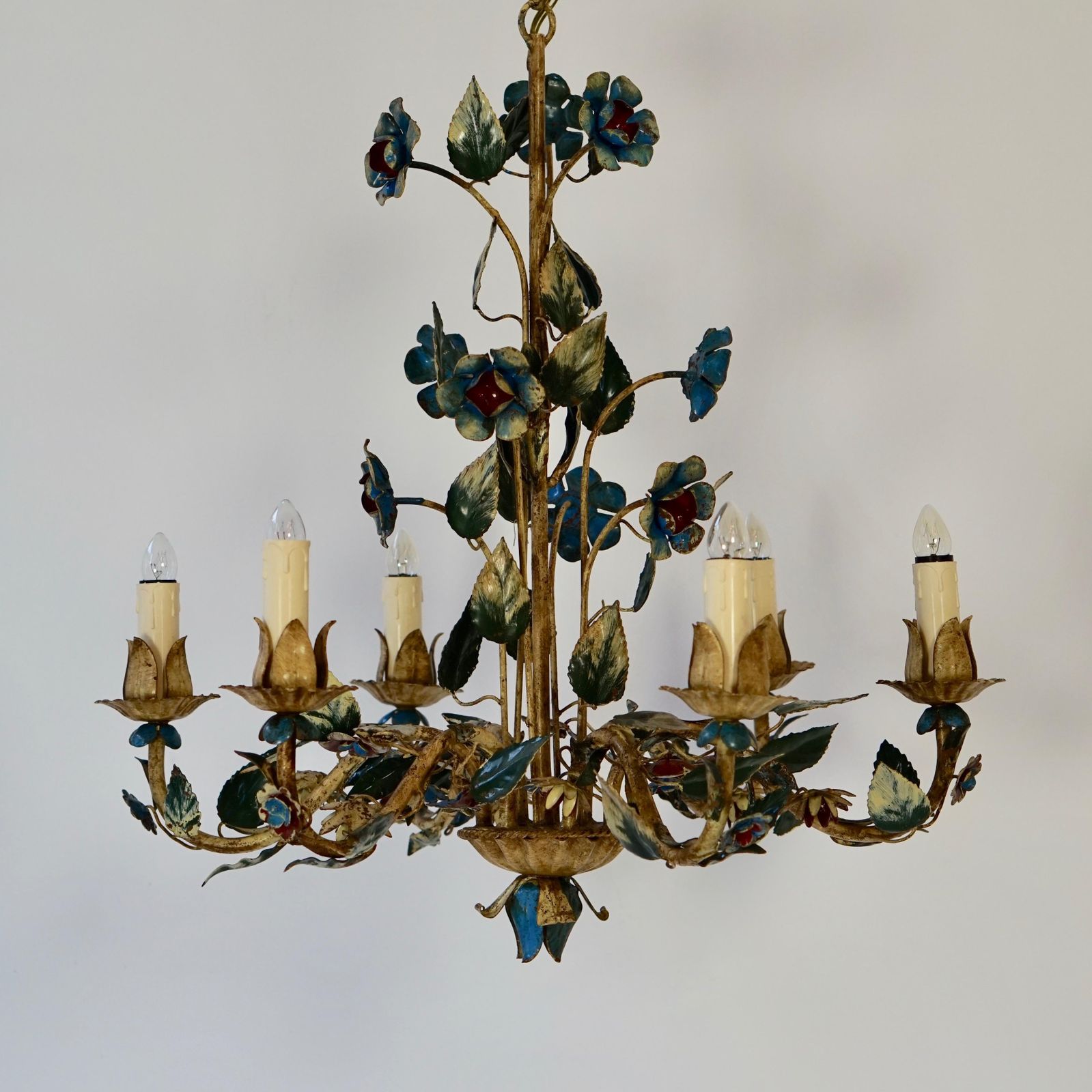 Mid 20th Century Italian Painted Iron And Tole Chandelier With Flowers photo for sale