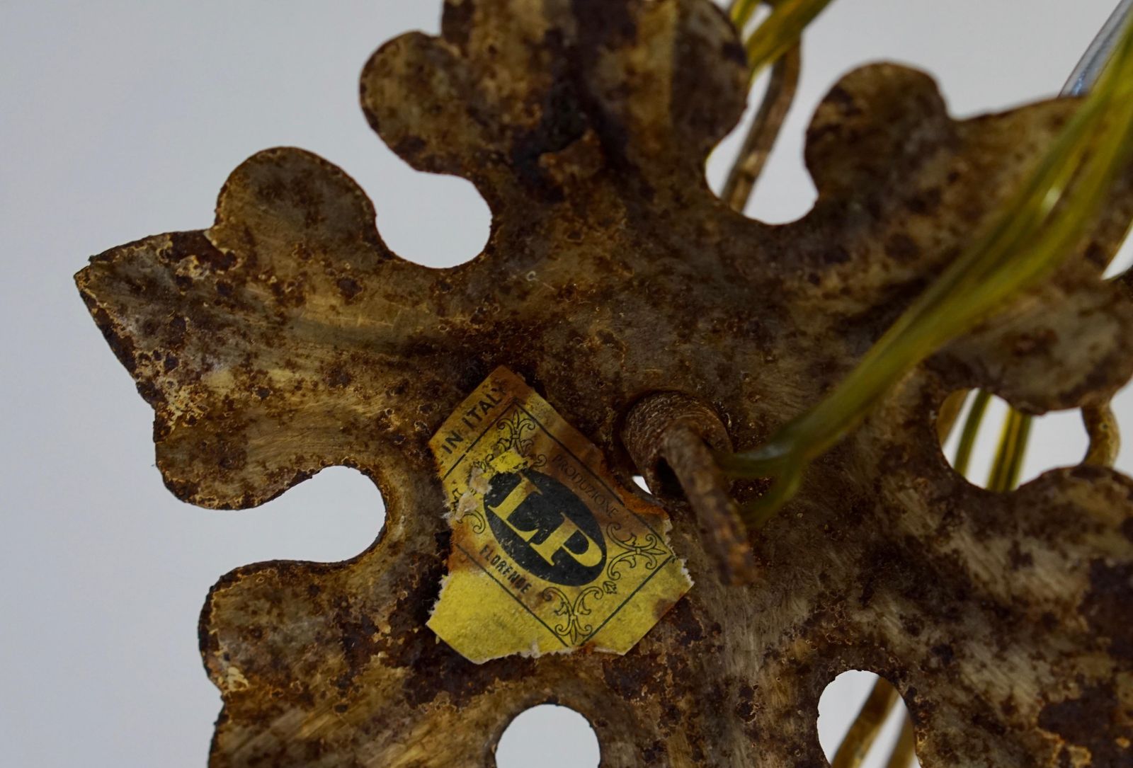 1063.0 Mid 20th Century Italian Painted Iron And Tole Chandelier With Flowers photo