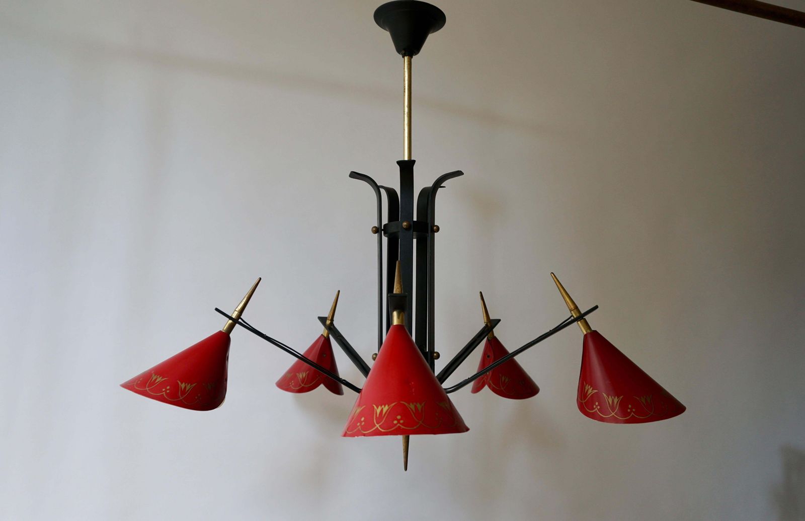 photo furniture Italian 1950s Brass And Metal Chandelier