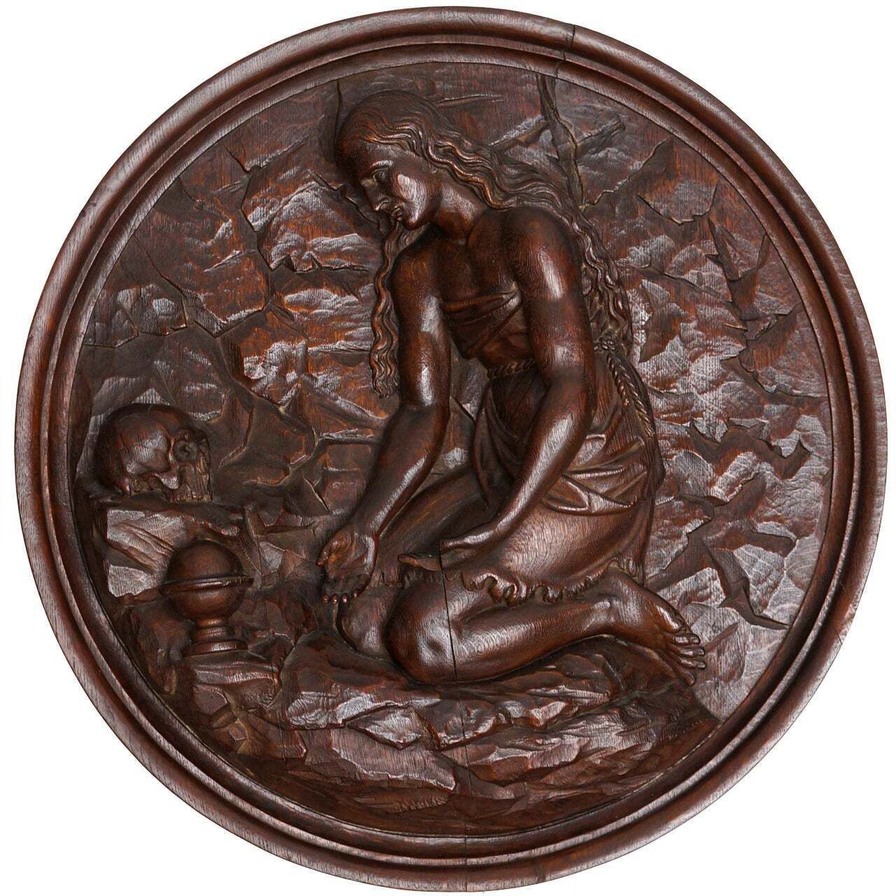 Italian Carved Oak Tondo Representing Maria Magdalene As A Penitent