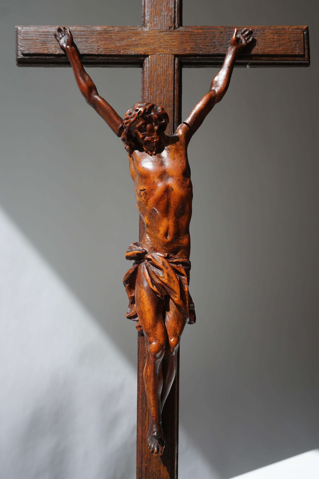 photo for sale Rare And Remarkable Corpus Christi On A Decorated Wooden Cross With A Skull