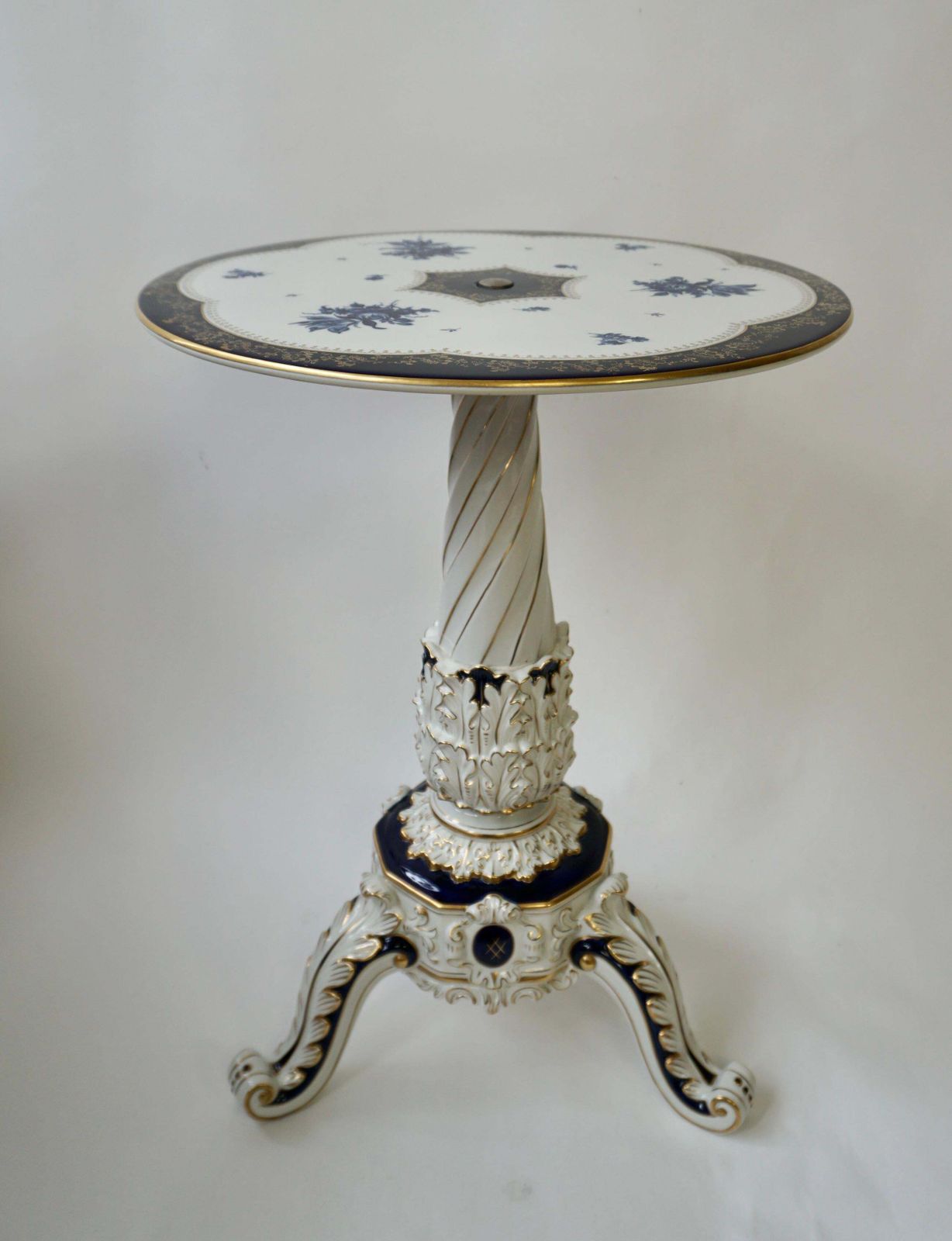 Porcelain Hollywood Regency Style Side End Table, Germany, 20th Century photo vinterior