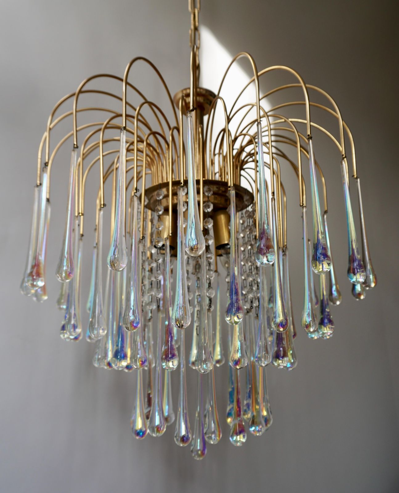 photo furniture Italian Iridescent Murano Crystal Teardrop Waterfall Chandelier, 1950s