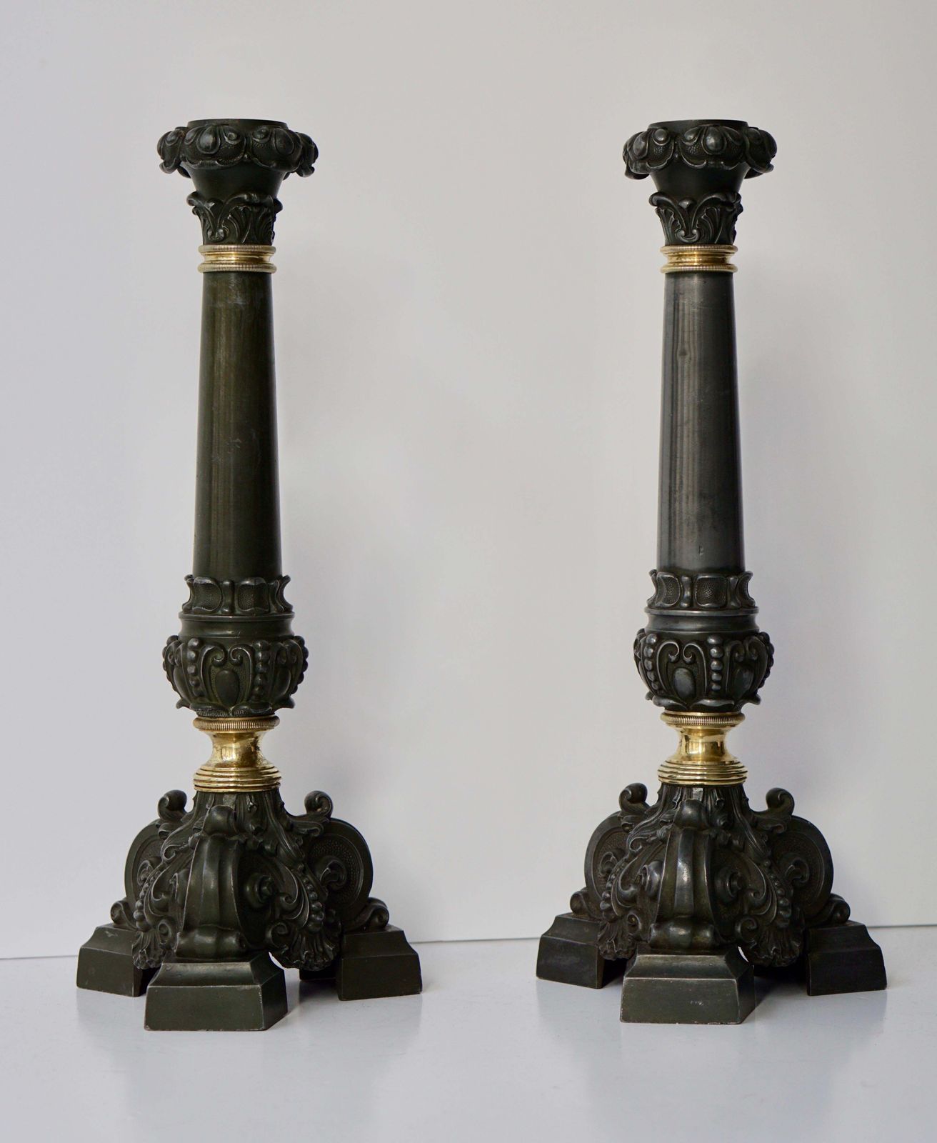 Italian Late 19th Century Pair Of Antique Brass Candleholders photo furniture