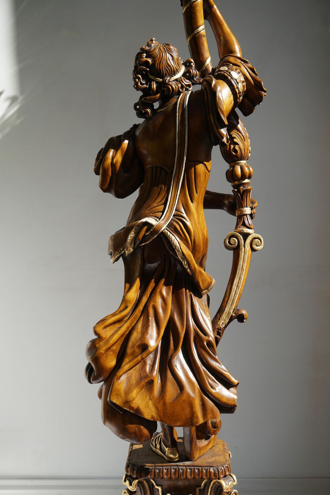photo buy Italian Gilded Wood Venetian Figural Torchère Candelabra Floor Lamp