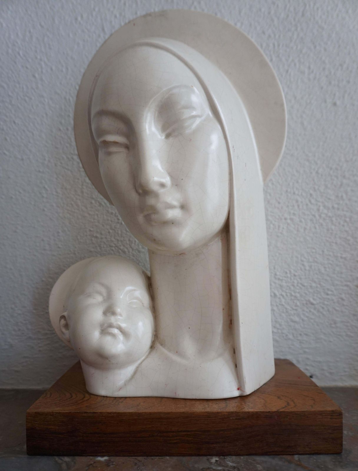 Mid 20th Century Stylized Plaster Sculpture Of Madonna And Child photo vinterior