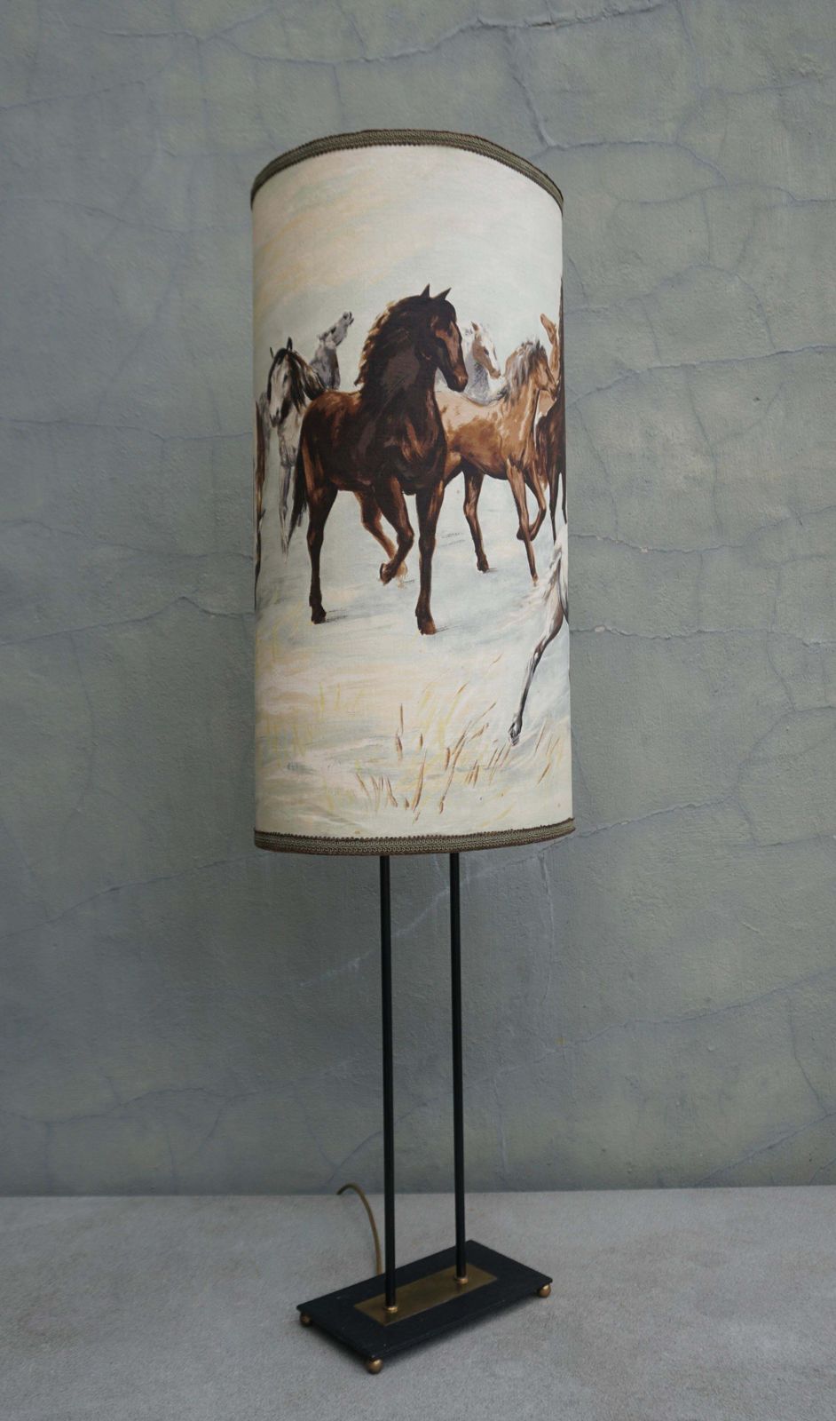 Vintage American Western Cowboy Horse Lamp photo vinterior
