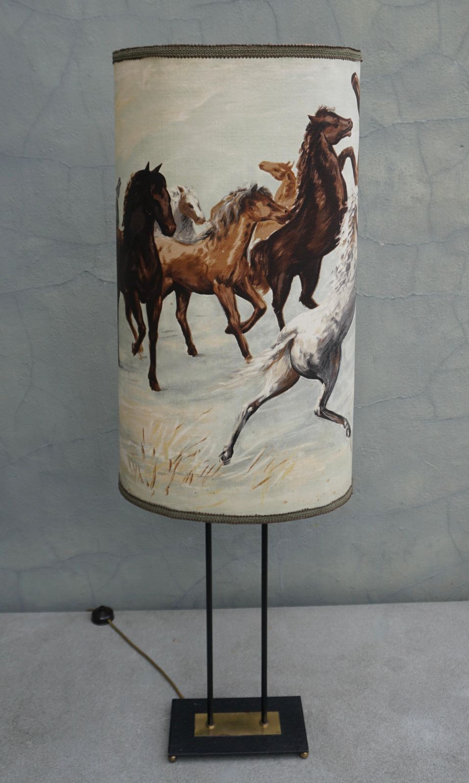 2930.0 Vintage American Western Cowboy Horse Lamp photo