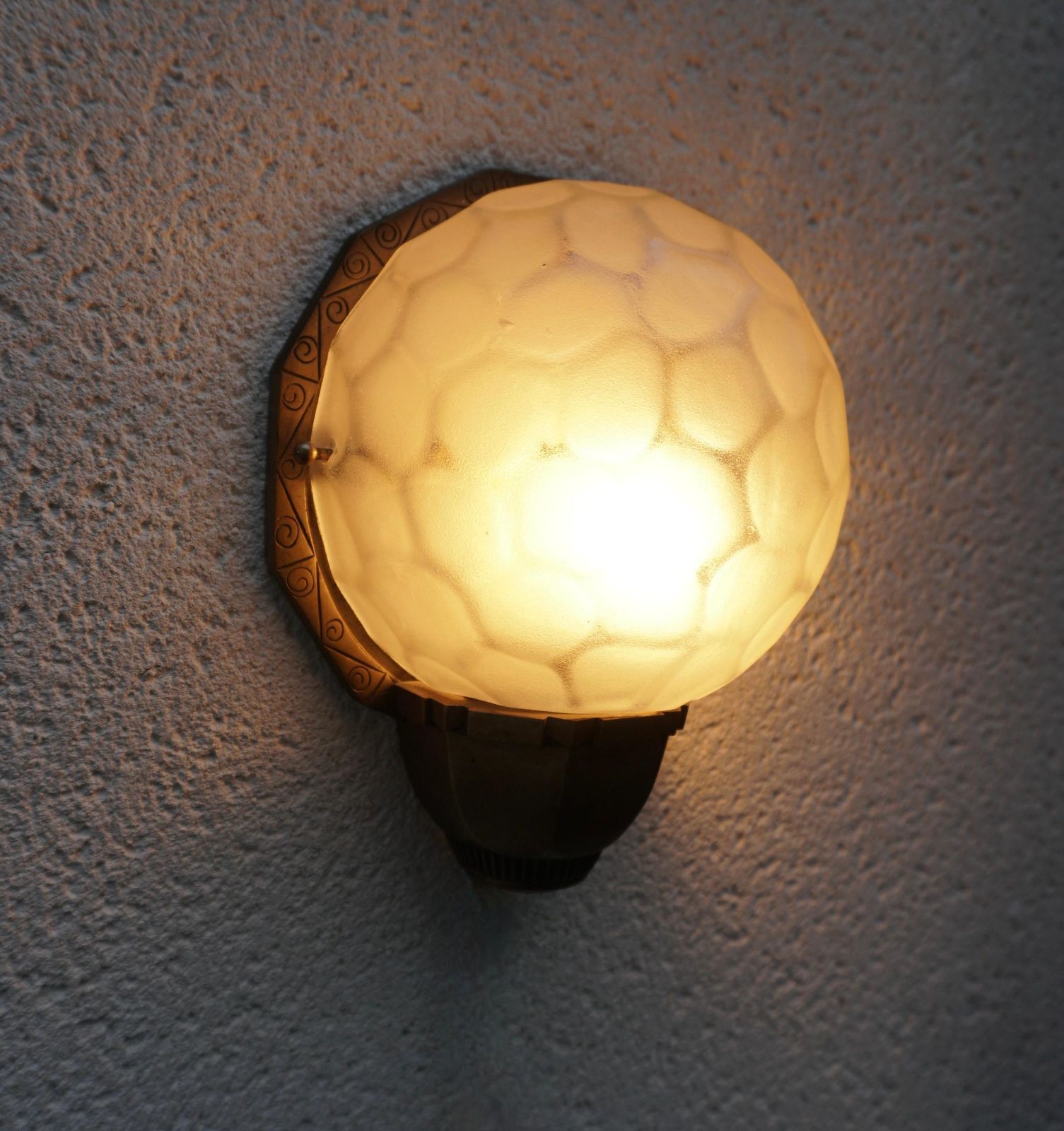 Pair Of French Art Deco Wall Lights By Genet Et Michon, Paris photo vinterior