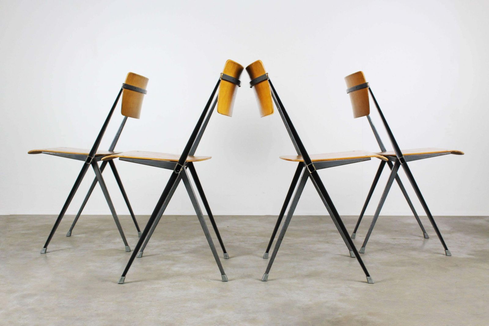 Set Of Four Pyramid Chairs Designed By Wim Rietveld For Ahrend De Cirkel, 1963 photo for sale