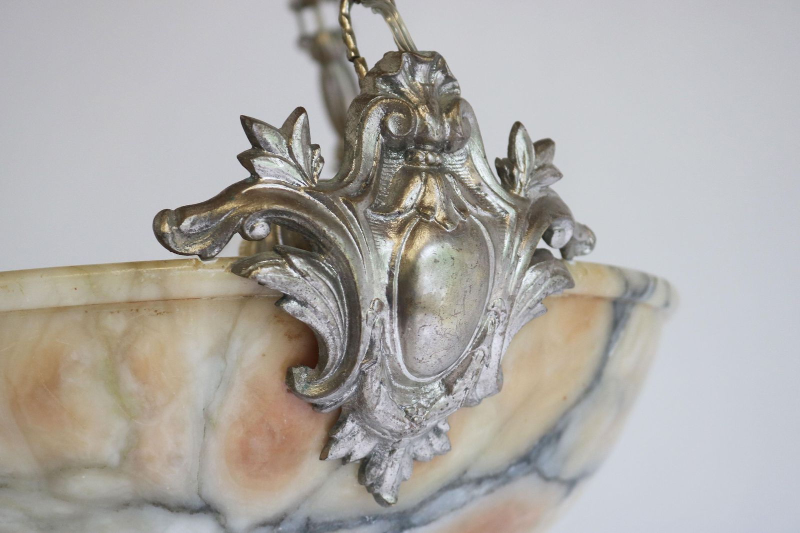 Neoklassieke Alabasten Hanglamp / Kroonluchter Zilver Brons Renaissance Revival photo vintage