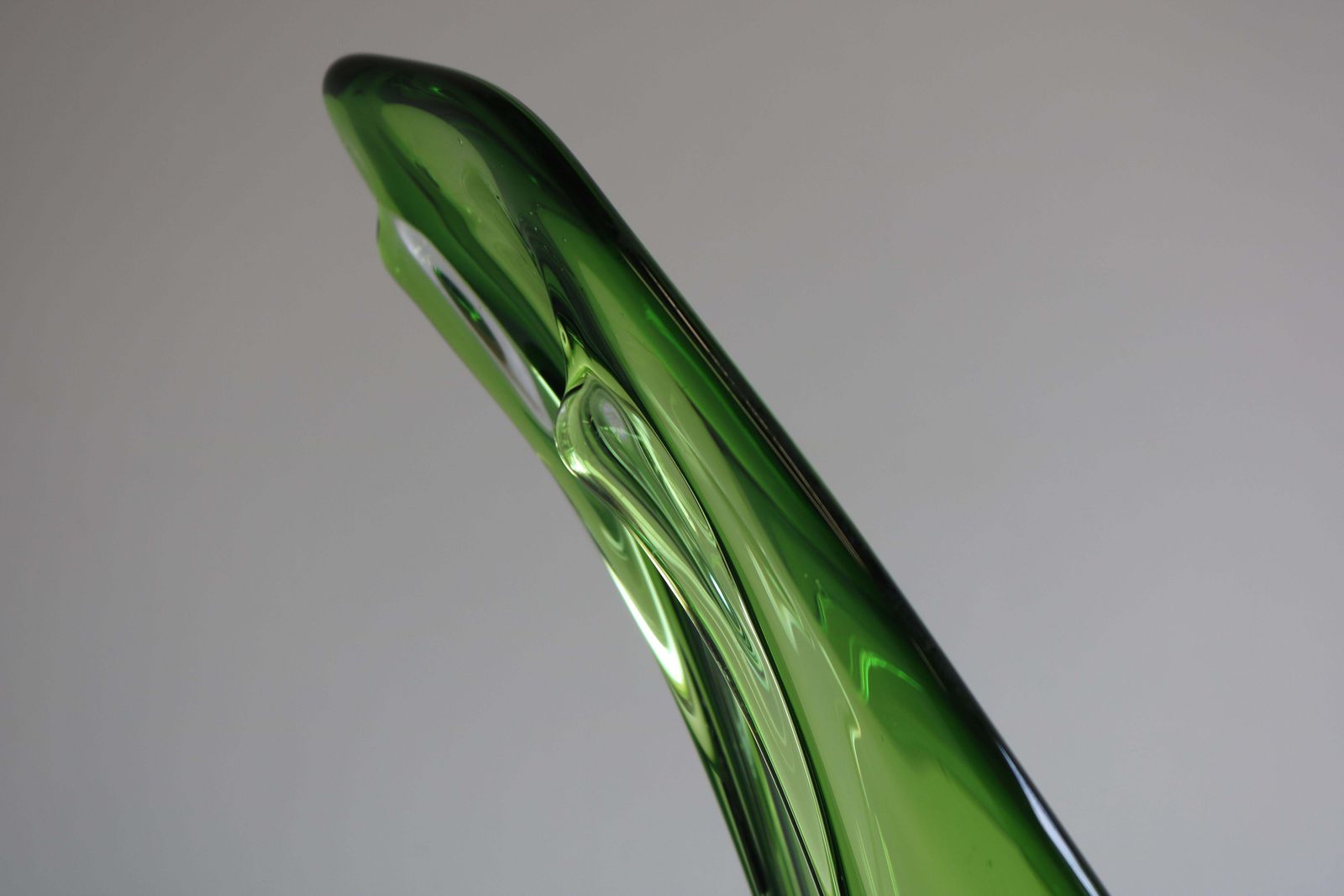 photo furniture Large 5.4kg Italian Murano Glass Vase Attr. Fratelli Toso 1950 Green Sommerso